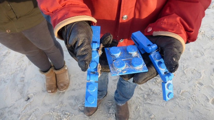 Miles de "sorpresas más amables" fueron arrastradas por una tormenta en la costa de la isla alemana Miles de "sorpresas más amables" fueron arrastradas por una tormenta en la costa de la isla alemana