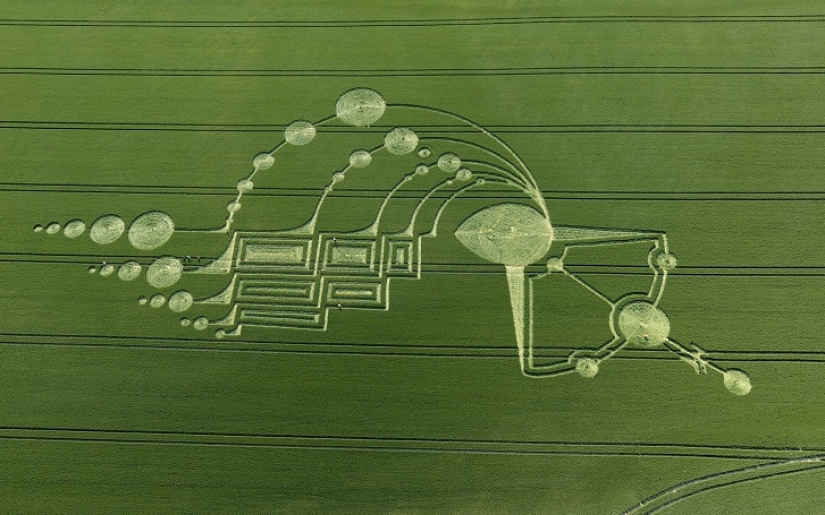 Misteriosos círculos de las cosechas en Wiltshire Misteriosos círculos de las cosechas en Wiltshire