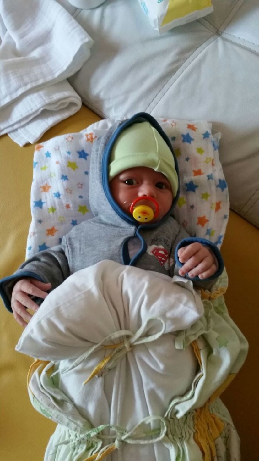 Moda de mayo profesional: cómo los papás brillantes visten a los niños