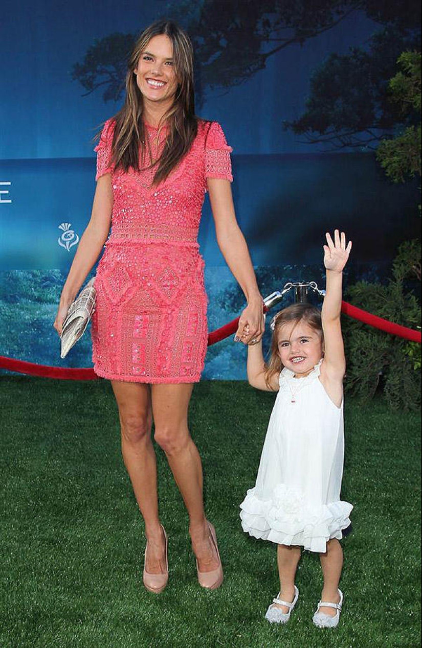 Model and mother rolled into one