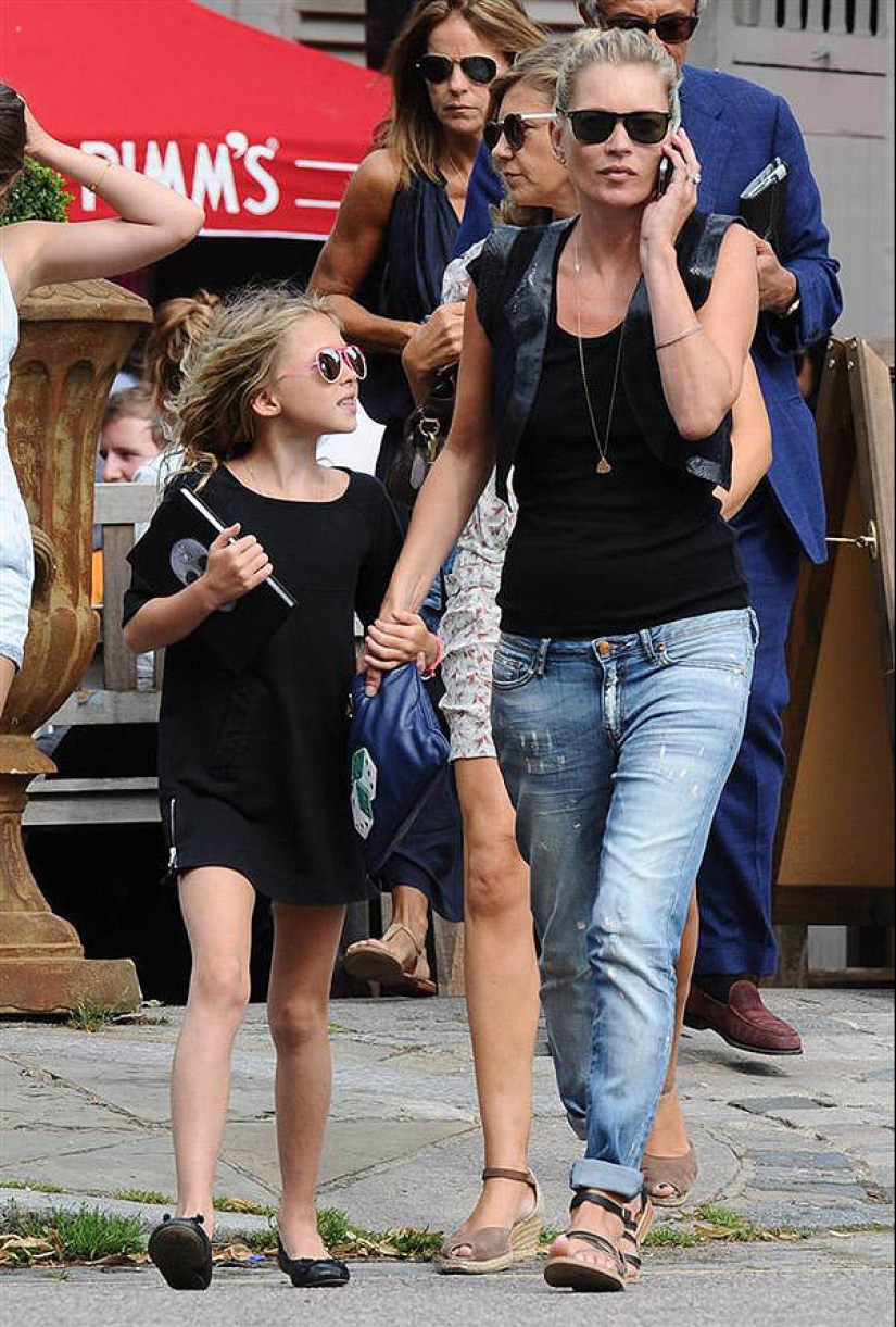Model and mother rolled into one