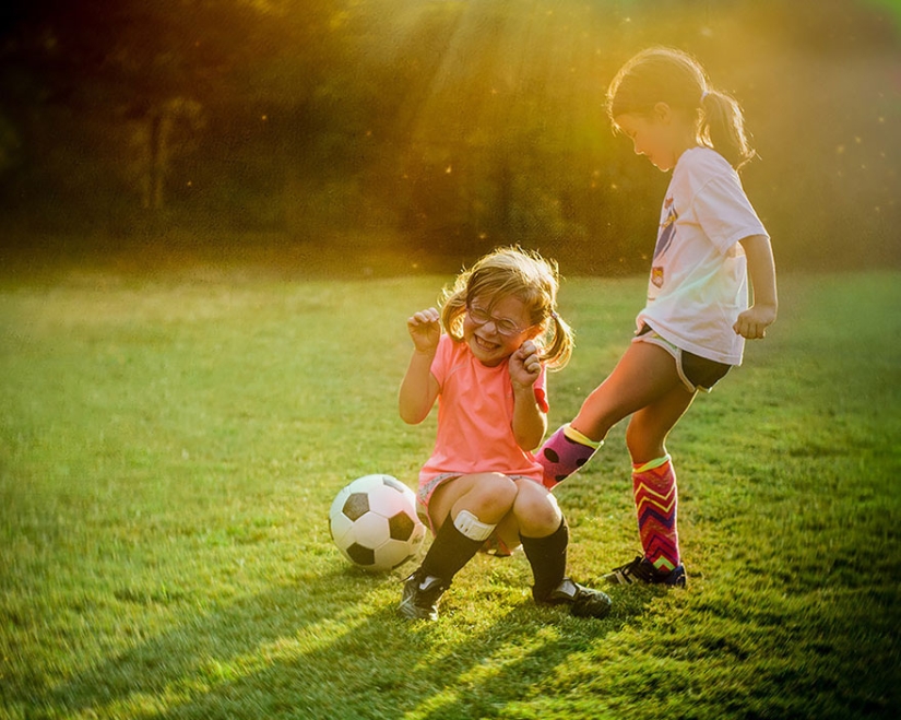 Mom takes pictures of her fearless daughters
