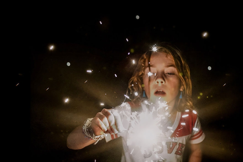 Mom takes pictures of her fearless daughters