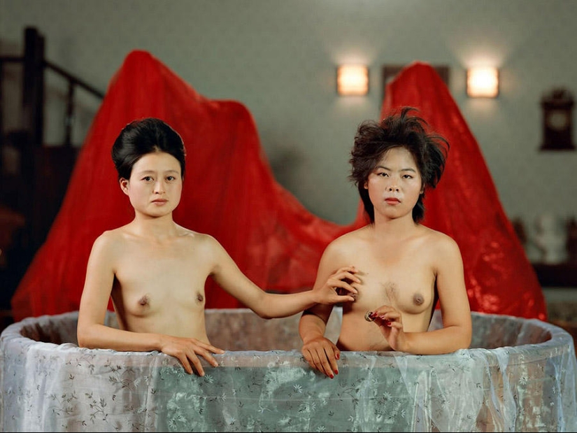 Monumental works of Chinese photographer Wang Qingsong Monumental works of Chinese photographer Wang Qingsong