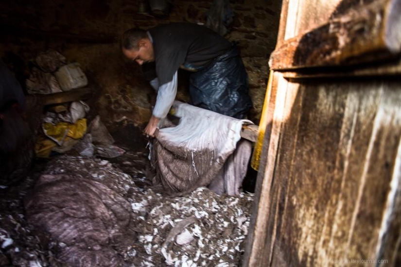 Morocco: Fes Leather Workshops