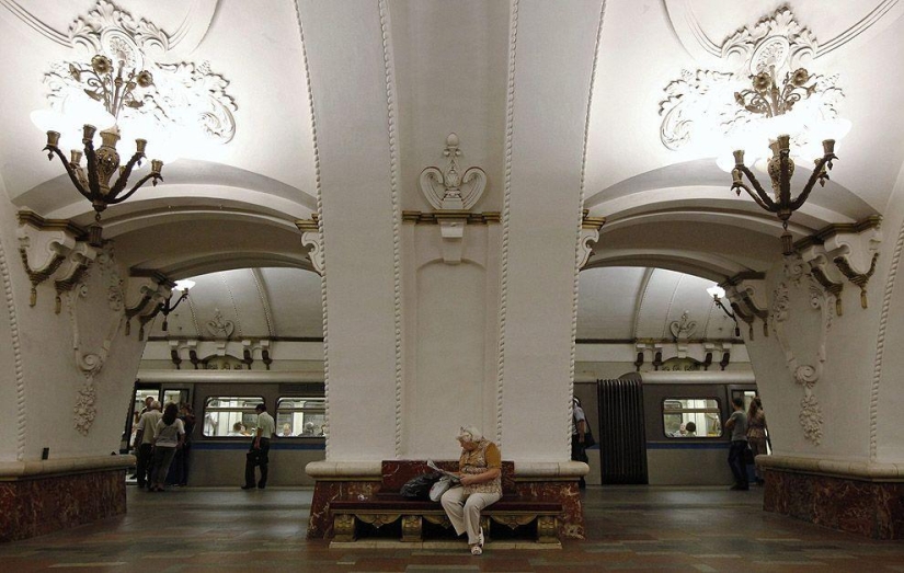 Moscow metro through the eyes of a foreigner
