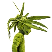 Mossy Figures Wander Through Woodlands and City Streets in Kim Simonsson’s Flocked Ceramic Sculptures Mossy Figures Wander Through Woodlands and City Streets in Kim Simonsson’s Flocked Ceramic Sculptures