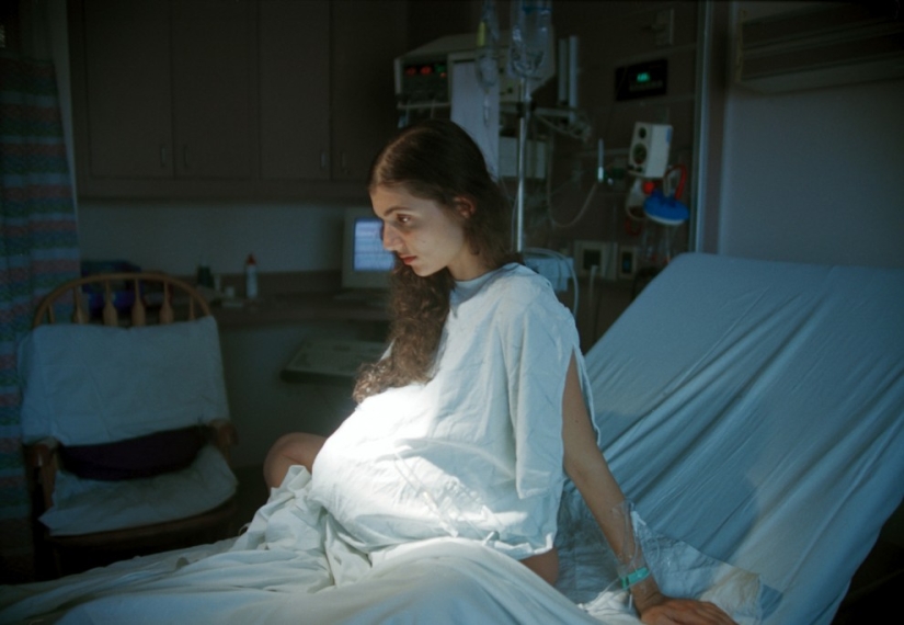 Motherhood through the lens of Elinor Carucci