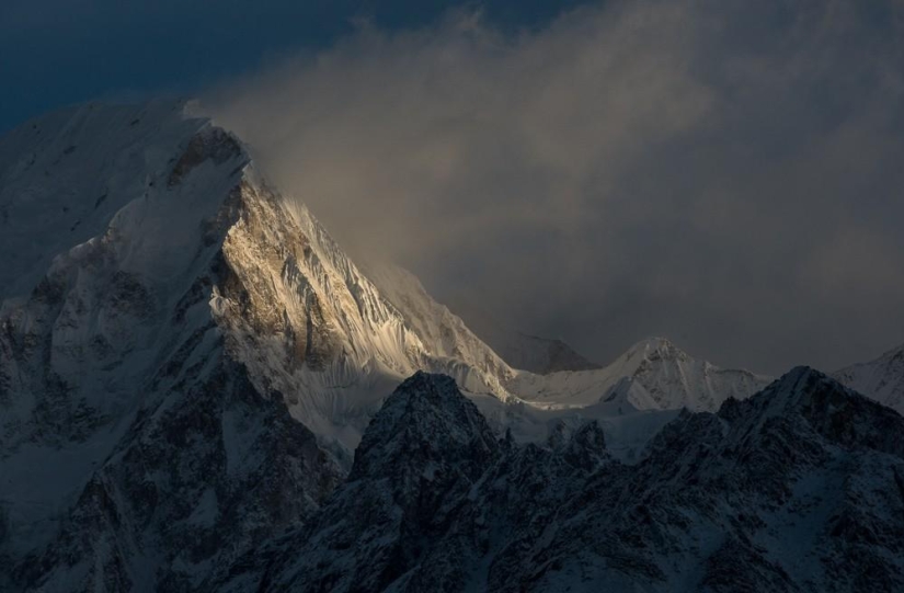 Mountains are better than mountains Mountains are better than mountains