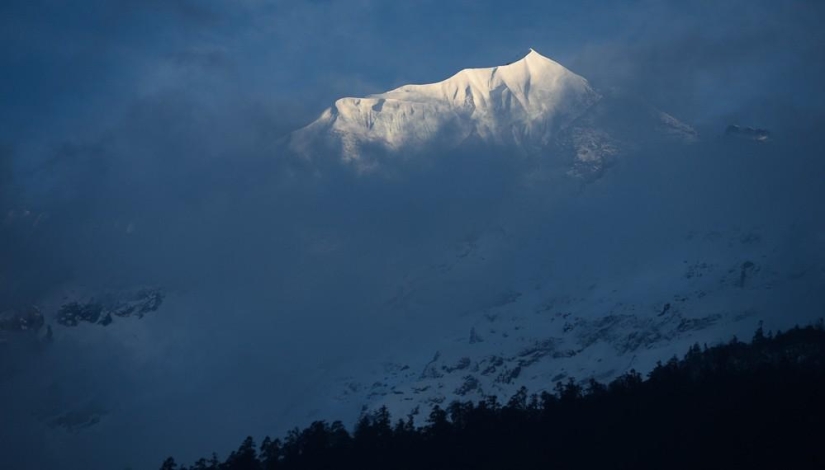 Mountains are better than mountains Mountains are better than mountains