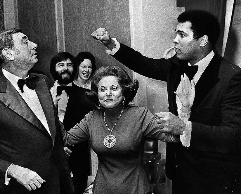 Muhammad Ali, uno de los mejores boxeadores de la historia del deporte, ha muerto en Estados Unidos