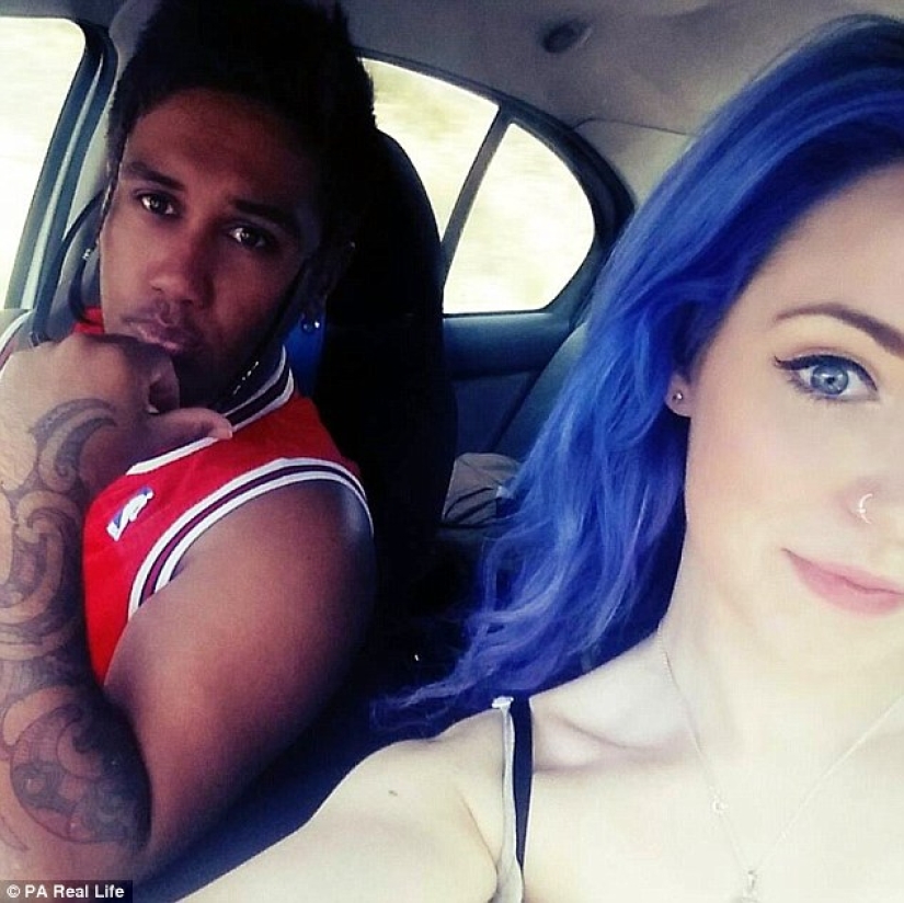 Mujer australiana embarazada continúa bailando en barra y no tiene planes de detenerse durante el parto Mujer australiana embarazada continúa bailando en barra y no tiene planes de detenerse durante el parto