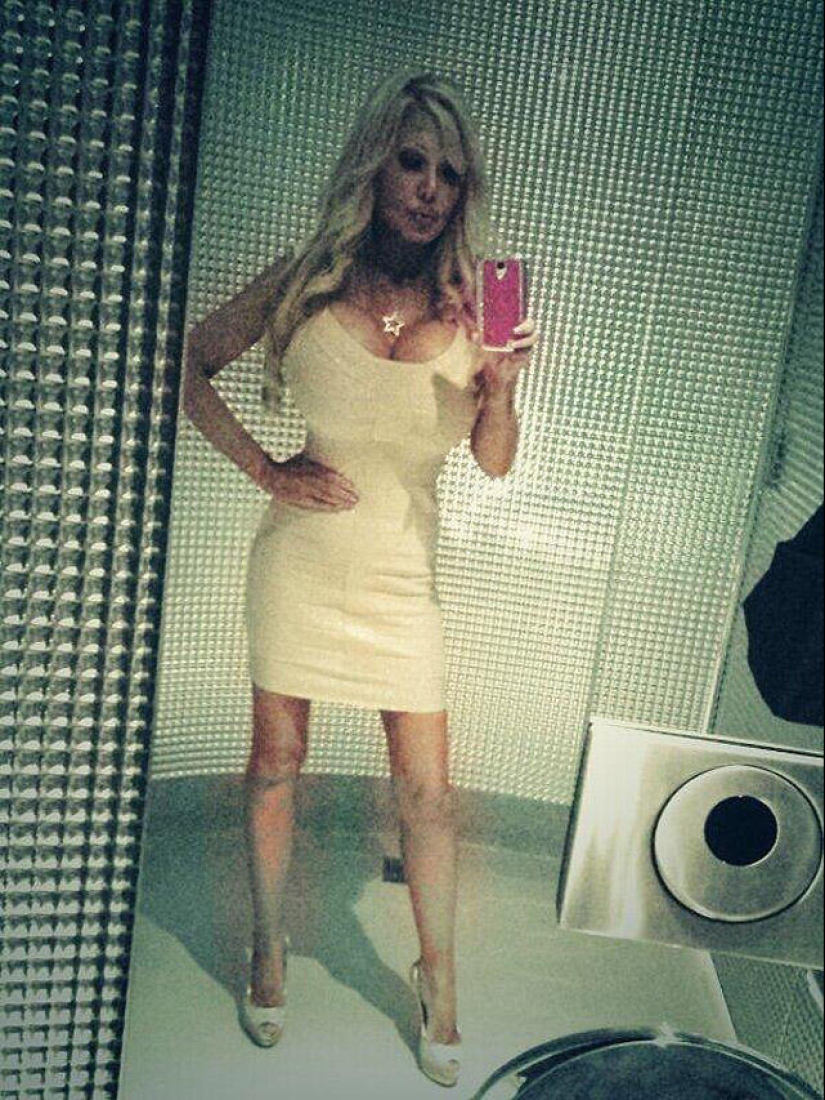 mujer de 38 años se convierte en muñeca barbie