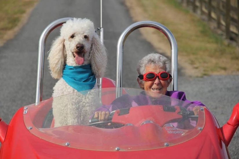 Murió una abuela de 91 años que rechazó el tratamiento contra el cáncer y decidió viajar