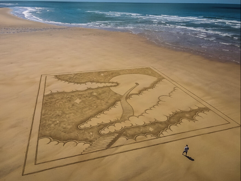 My 12 Beach Sand Drawings That Are Between 30 And 100 Meters Wide