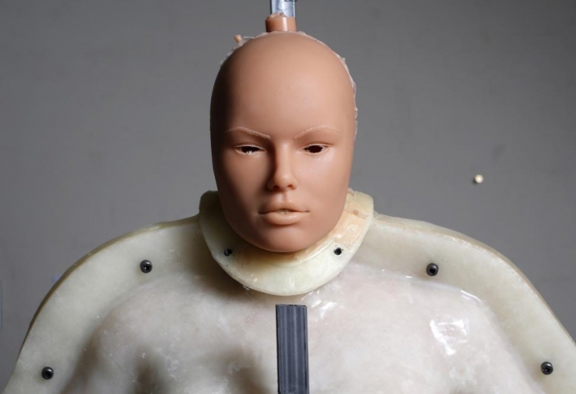 My dear: how rubber women are produced in france