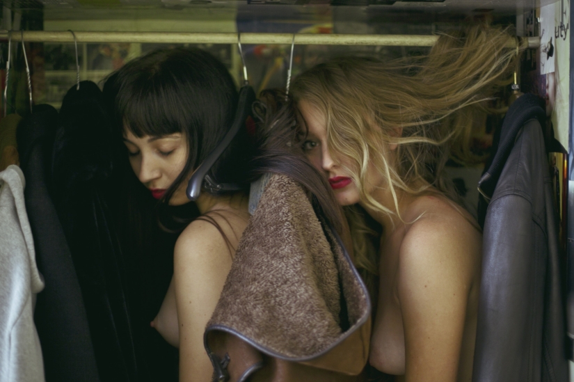 Naked and not funny: absurd erotica by Giuseppe Palmisano