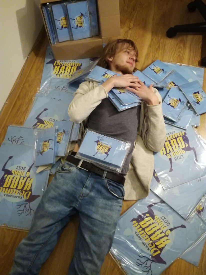 "Necesitamos comenzar una nueva vida y pereza": el calendario "escarlata" para 2017