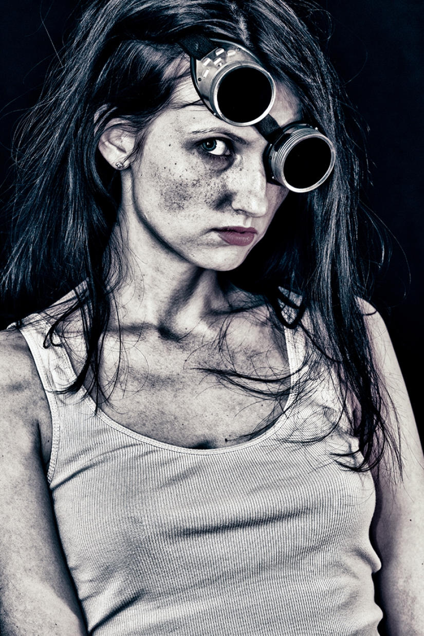 Need to hell: photographer Evgeny Volkov Need to hell: photographer Evgeny Volkov