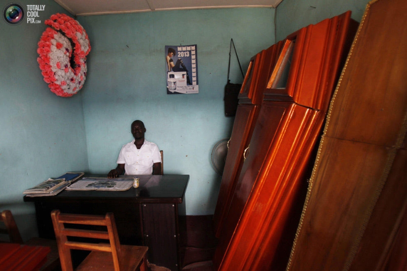 Negocio funerario en África Negocio funerario en África
