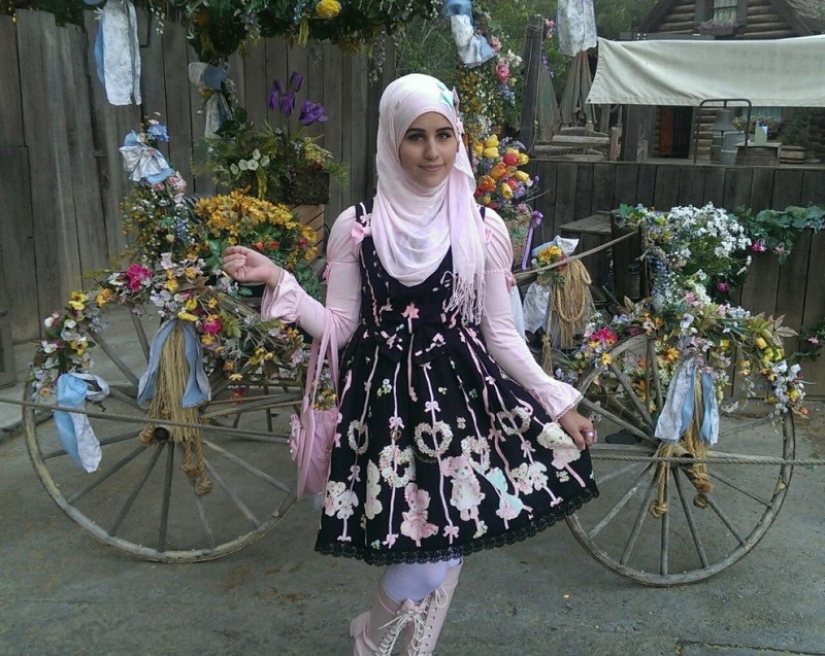 New trend - Muslim lolita