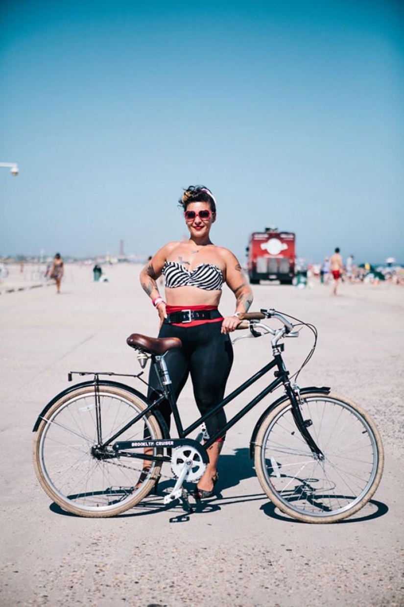 New Yorkers and their bikes