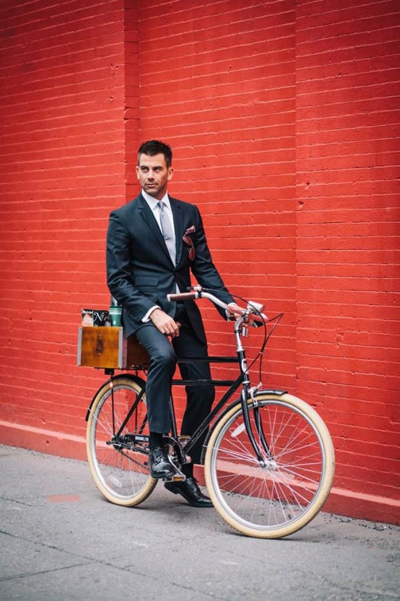 New Yorkers and their bikes