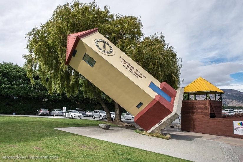 New Zealand. Puzzling World New Zealand. Puzzling World