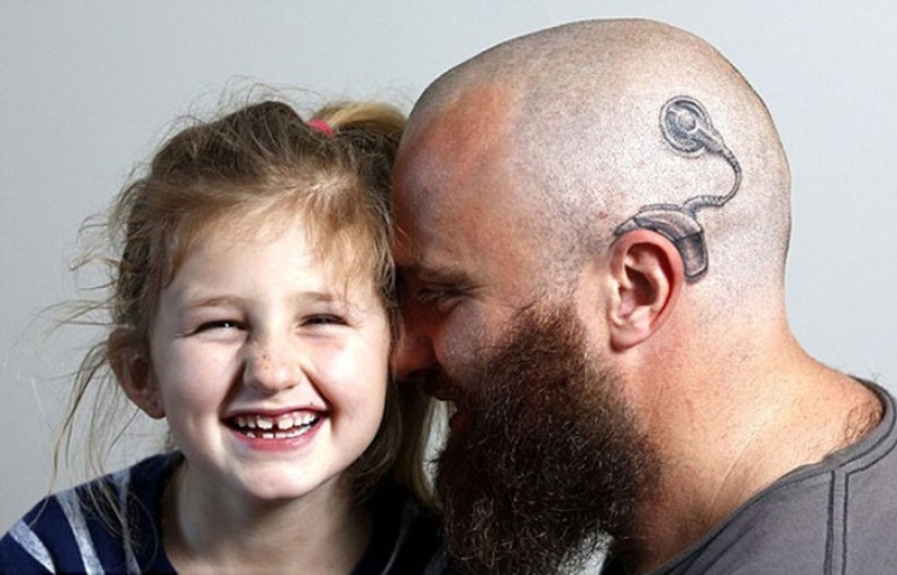 New Zealander tattooed himself in solidarity with his 6-year-old deaf daughter