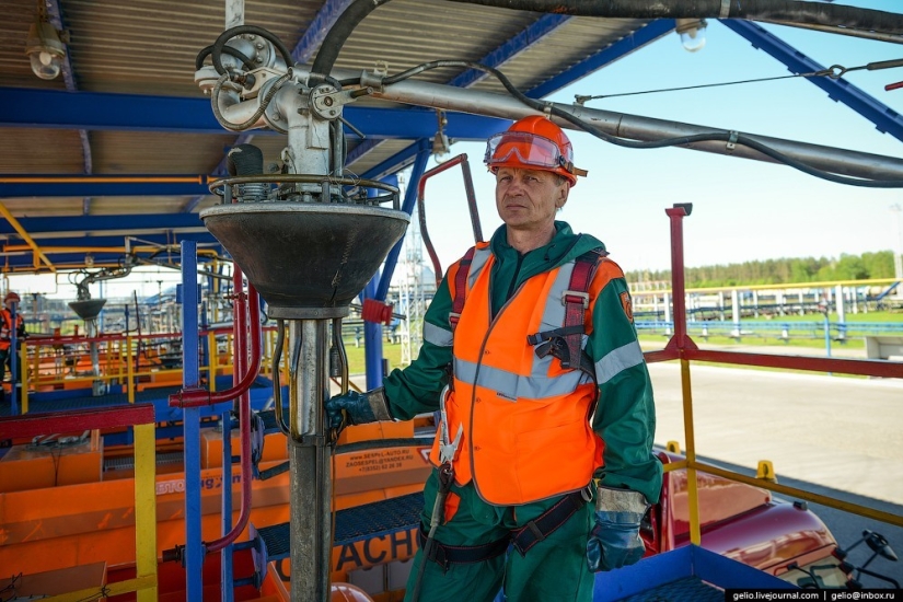 Nizhnekamsk is the capital of petrochemistry and oil refining in Russia Nizhnekamsk is the capital of petrochemistry and oil refining in Russia