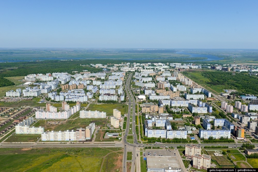 Nizhnekamsk is the capital of petrochemistry and oil refining in Russia Nizhnekamsk is the capital of petrochemistry and oil refining in Russia