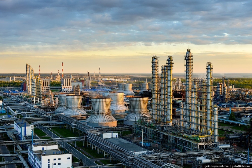 Nizhnekamsk is the capital of petrochemistry and oil refining in Russia Nizhnekamsk is the capital of petrochemistry and oil refining in Russia