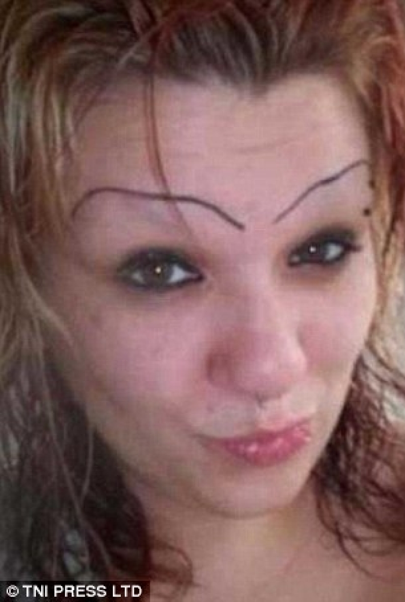 No hay historia más triste en el mundo que la historia de las cejas y las pinzas