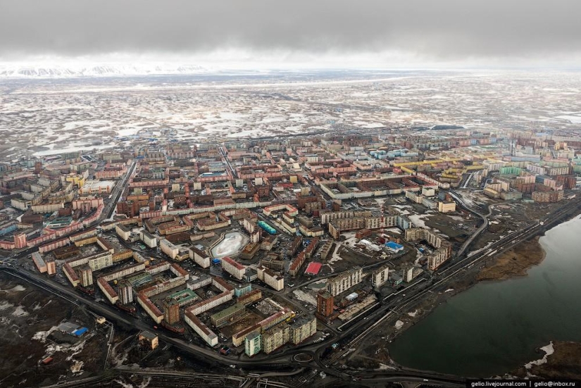 Norilsk and Dudinka from above