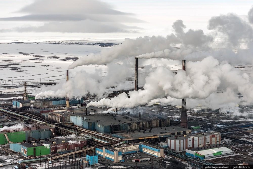 Norilsk and Dudinka from above