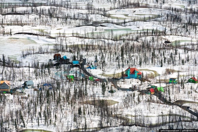 Norilsk and Dudinka from above