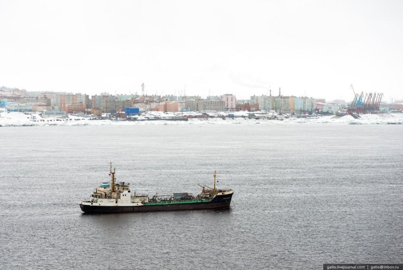 Norilsk and Dudinka from above