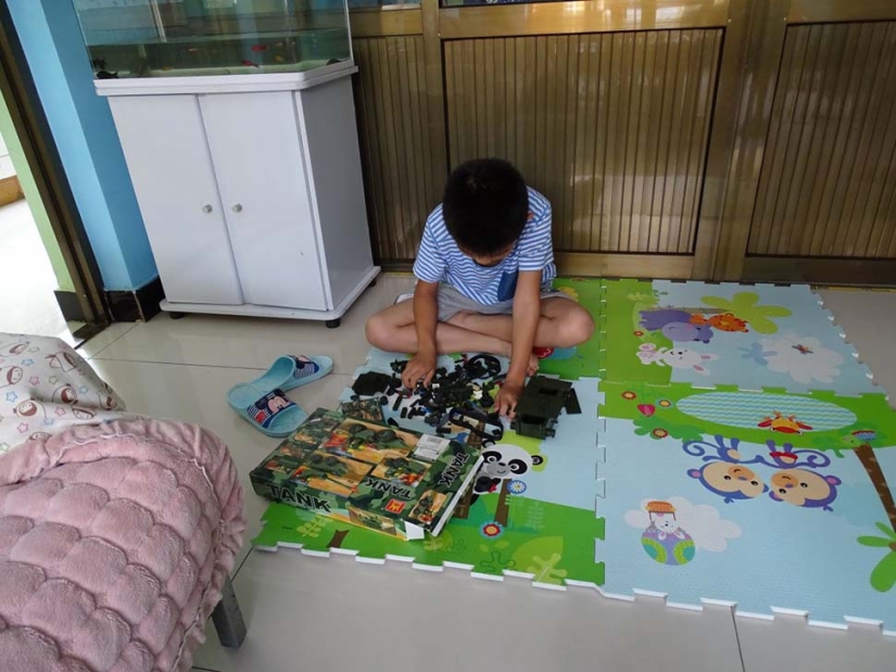 Not a single teddy bear: favorite toys of children from different countries Not a single teddy bear: favorite toys of children from different countries