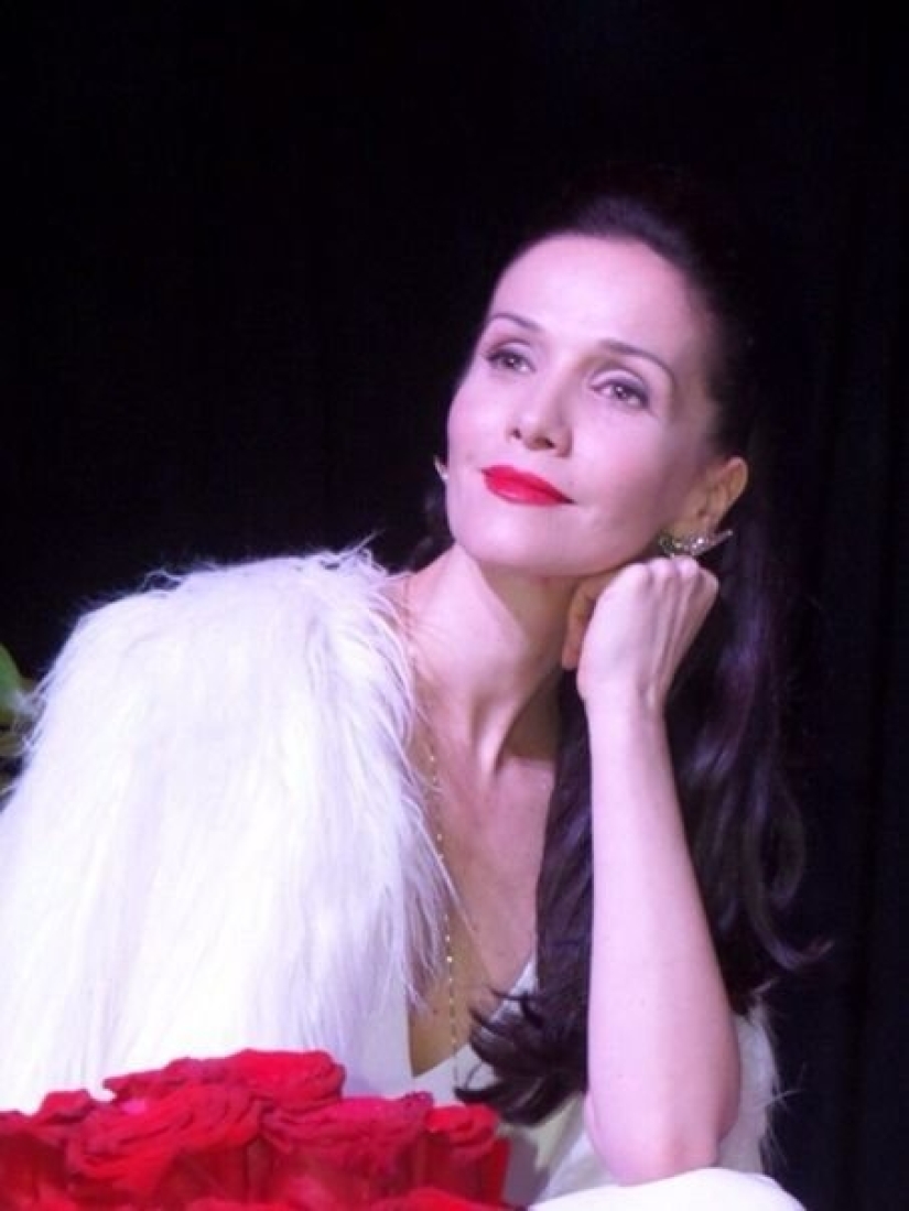 Not so beautiful anymore - 6 famous women who were beautiful in the 90s, but now they are not
