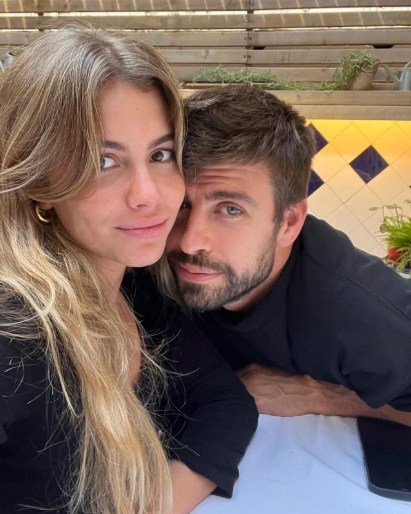 Now it's official: Gerard Pique posted a photo with his new lover for the first time