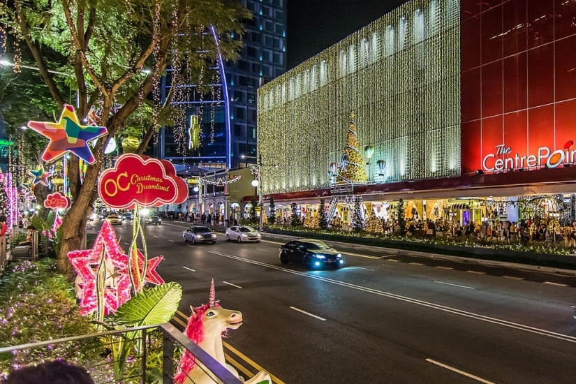 Ochard Road: cómo se ve la calle más famosa de Singapur antes de Navidad y Año Nuevo Ochard Road: cómo se ve la calle más famosa de Singapur antes de Navidad y Año Nuevo