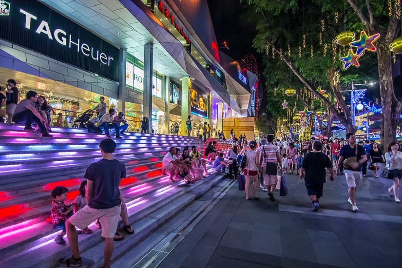 Ochard Road: cómo se ve la calle más famosa de Singapur antes de Navidad y Año Nuevo Ochard Road: cómo se ve la calle más famosa de Singapur antes de Navidad y Año Nuevo