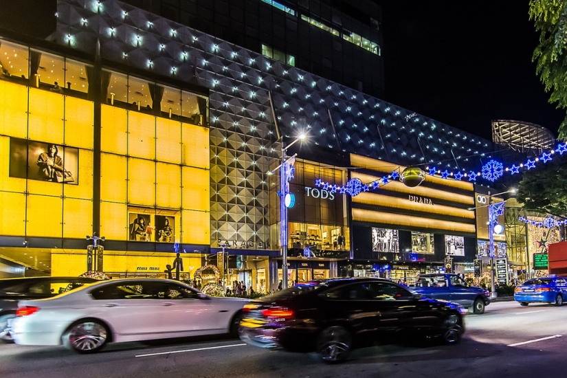 Ochard Road: cómo se ve la calle más famosa de Singapur antes de Navidad y Año Nuevo Ochard Road: cómo se ve la calle más famosa de Singapur antes de Navidad y Año Nuevo