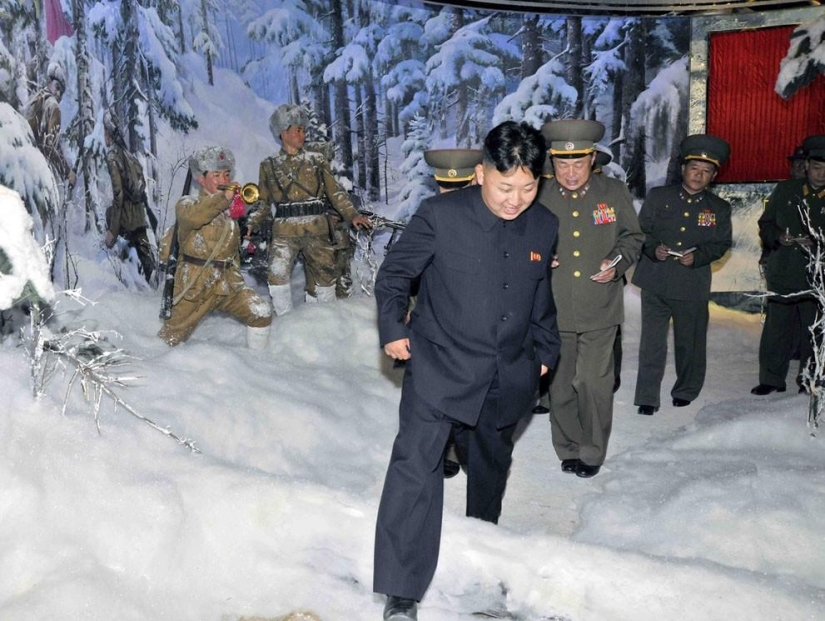 Ocupado Kim Jong-un