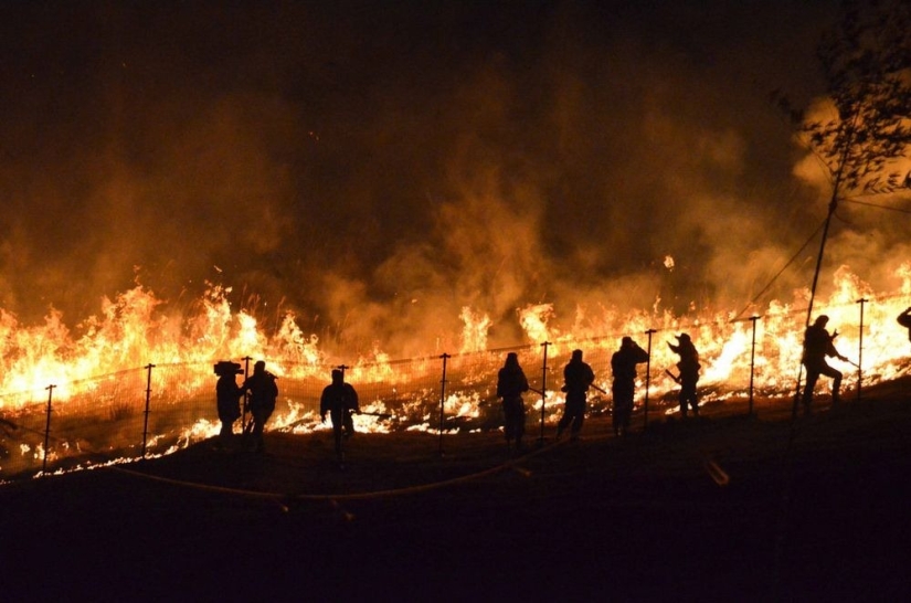 Oh, these oriental oddities: why do the Japanese set fire to the mountain every year Oh, these oriental oddities: why do the Japanese set fire to the mountain every year