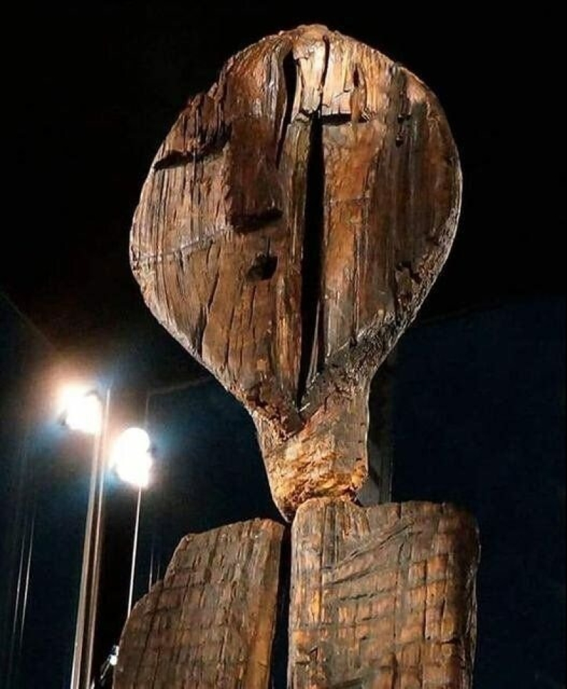 Older than ancient: 12 incredibly valuable artifacts of history