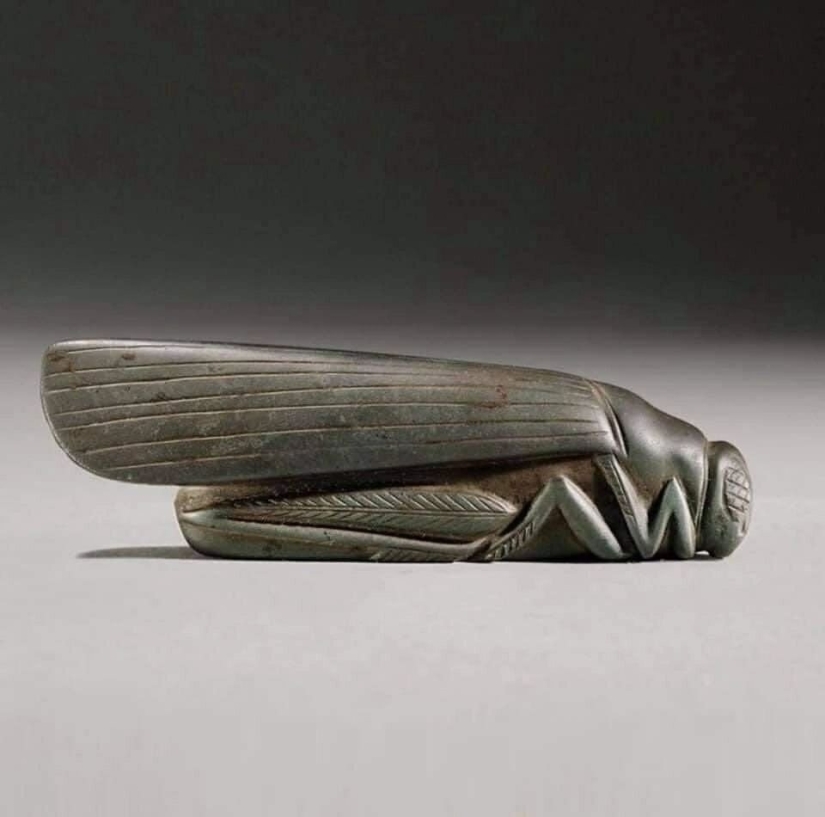 Older than ancient: 12 incredibly valuable artifacts of history