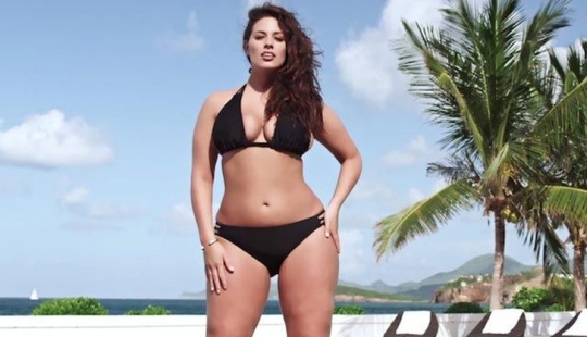 On the pages of Sports Illustrated model will appear with non-standard forms