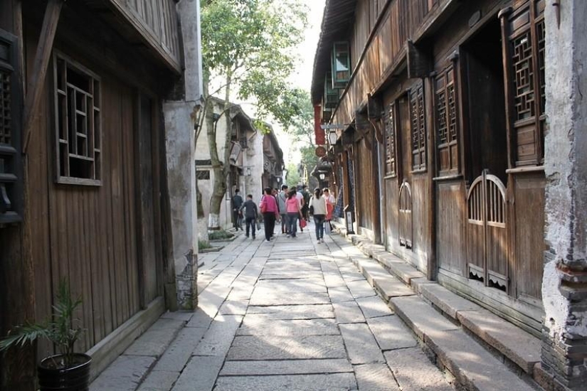 One day in the "Chinese Venice" One day in the "Chinese Venice"