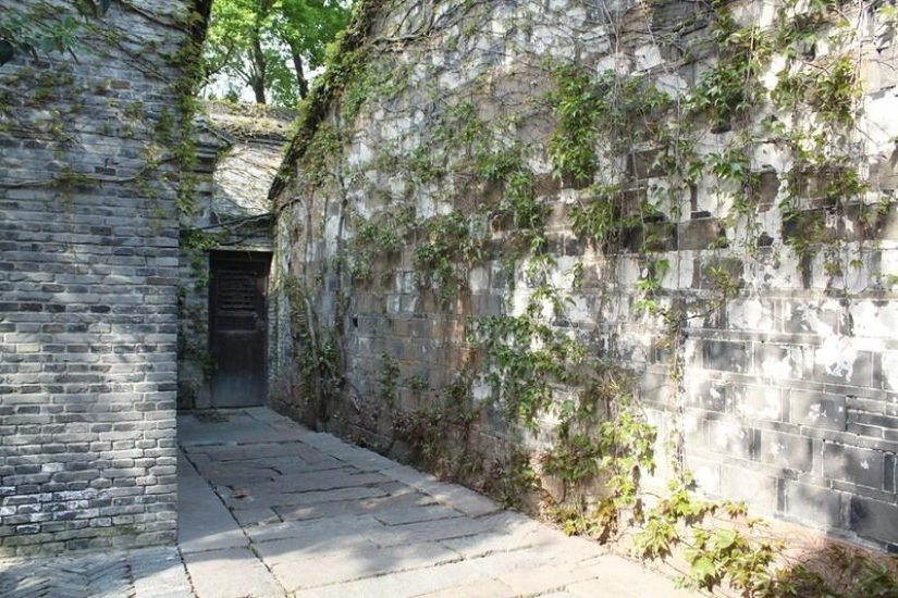 One day in the "Chinese Venice" One day in the "Chinese Venice"